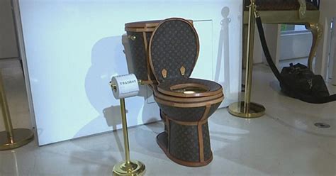 tradesy louis vuitton toilet|$100K Louis Vuitton Golden Toilet On Display At .